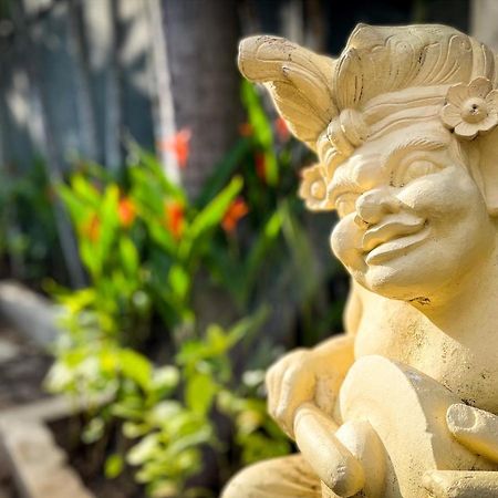 Villa Alu Lima Seminyak Buitenkant foto