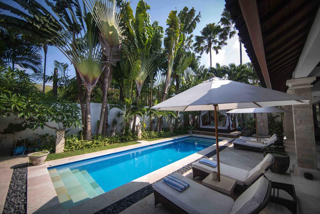 Villa Alu Lima Seminyak Buitenkant foto